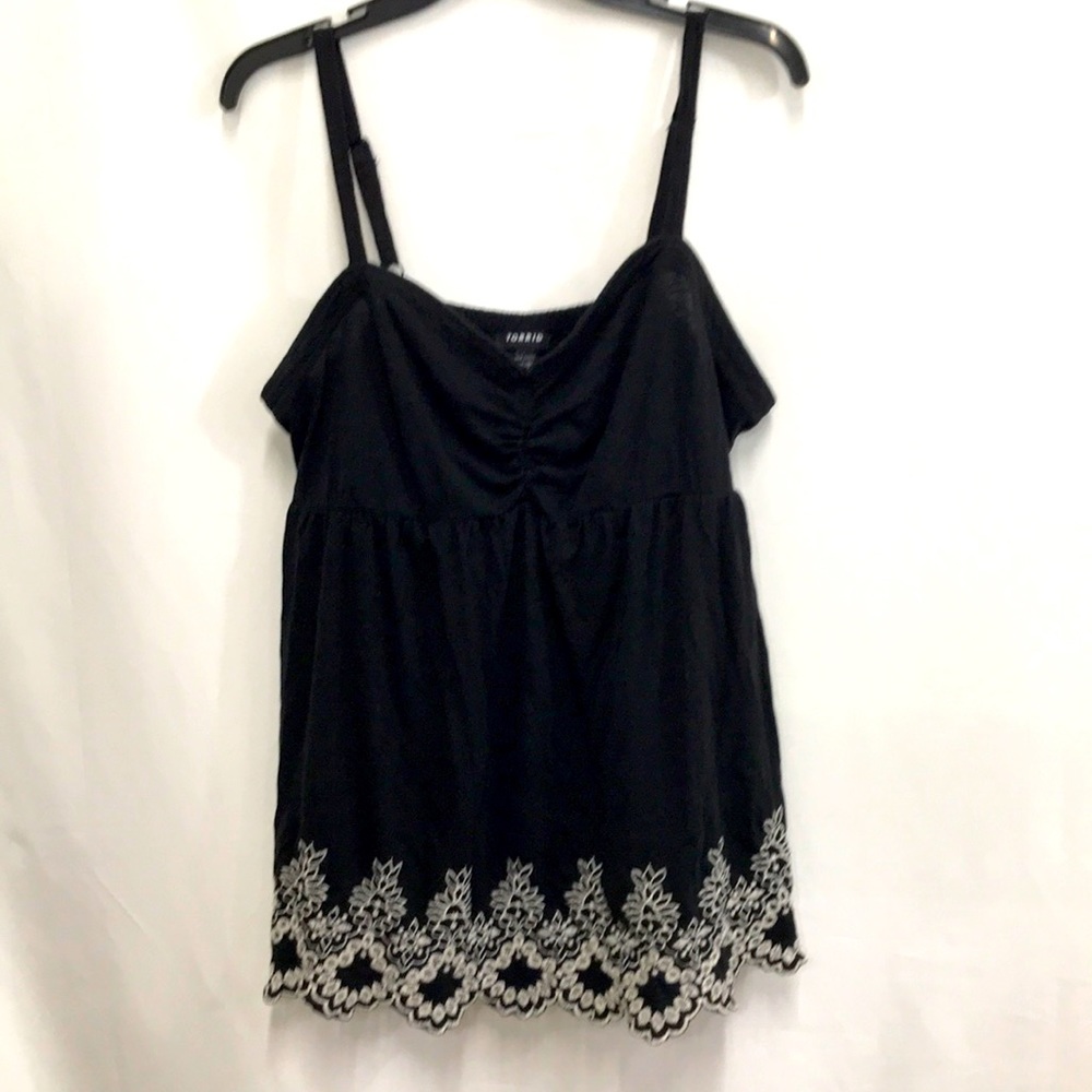 Torrid Embroidered Cami Top With Adjustable Straps Size 2X 18-20